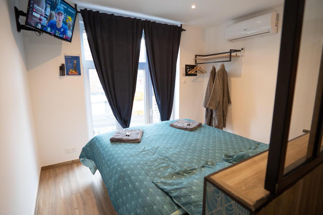 Capsule Luna Park - Jacuzzi - Sauna - Jeux & Arcades - Billard - Netflix &  Home cinéma -, Valenciennes – Tarifs 2024